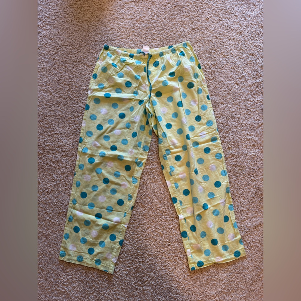 Xhilaration Women’s Pajama Bottoms in Yellow with Green Polka Dots